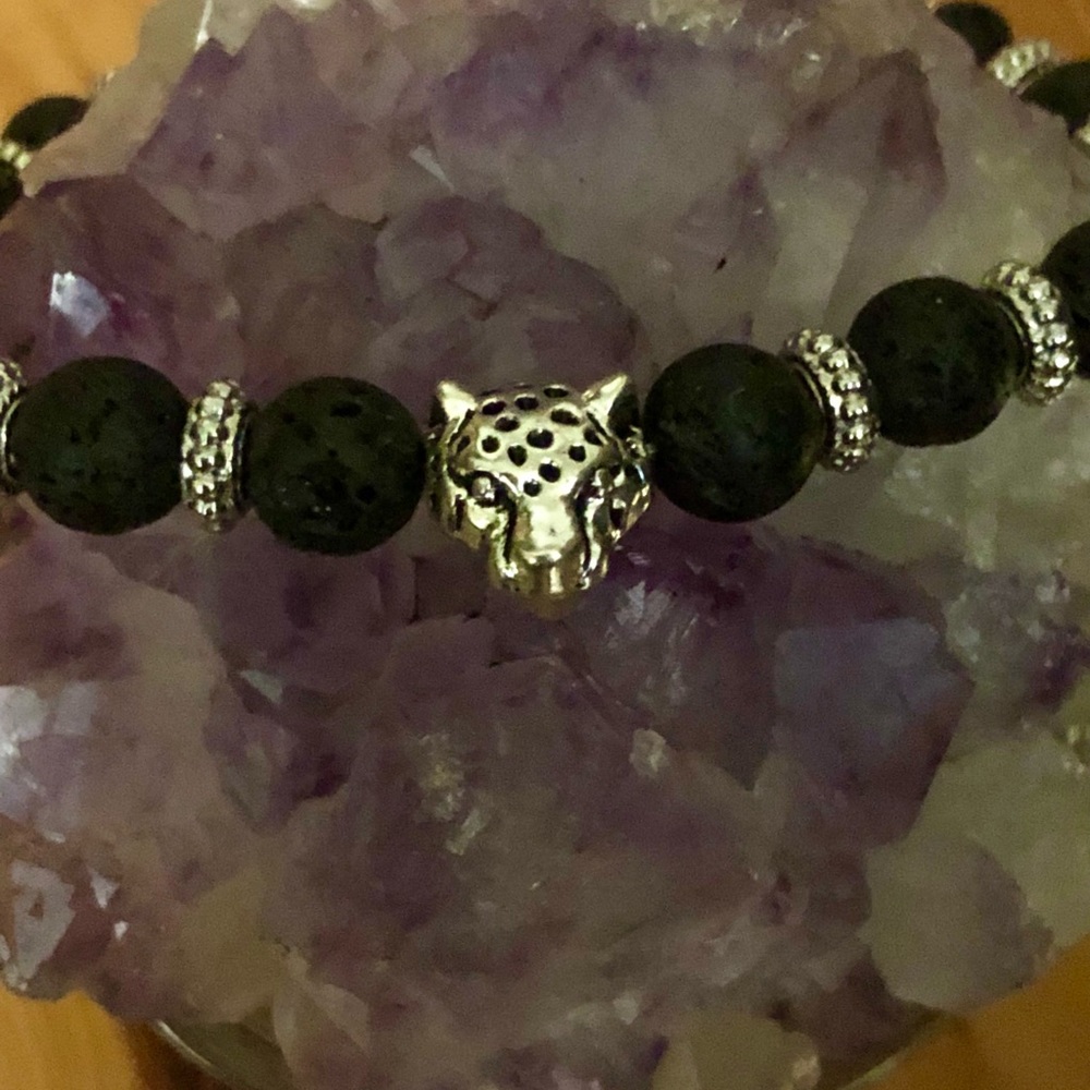 “Silver Jag” Bracelet 8”